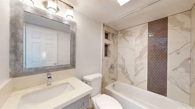 $2,400 | 95-021 Kuahelani Avenue, Unit 104, Mililani, HI 96789