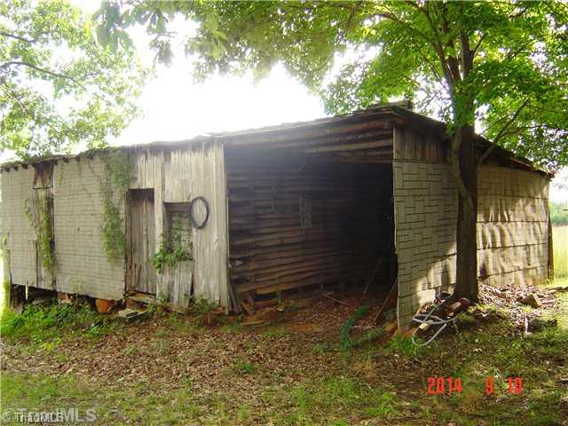 191 Southern Road Stokesdale, NC 27357 - Photo 14 of 16 Outbuilding.