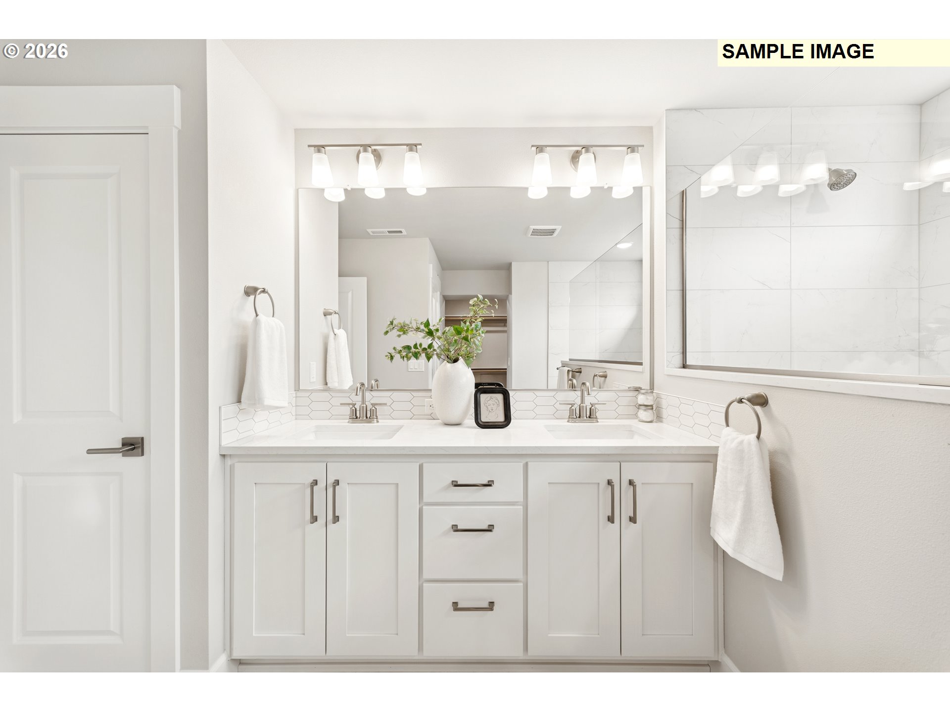 16450 Southwest Cambridge Lane Portland, OR 97224 - Photo 10 of 24