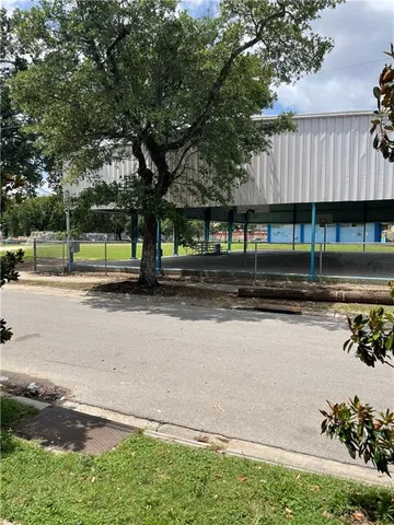 $1,995 | 440 South Clark Street, New Orleans, LA 70119