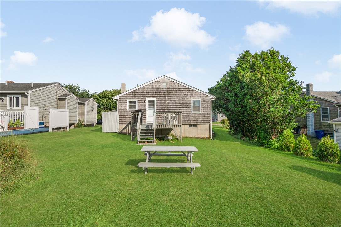 24 Teal Pond Road Narragansett, RI 02882 - Photo 6 of 43 Gallery Image 6