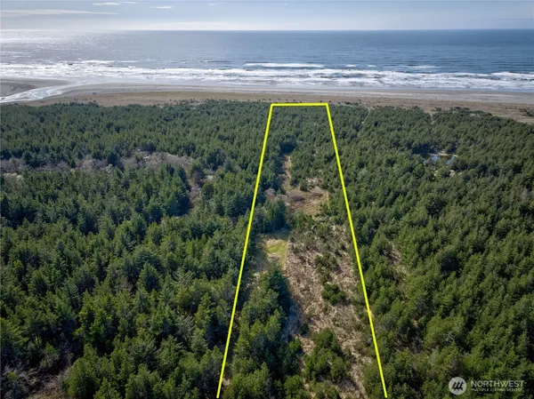 $279,500 | 0 35th & J Lane, Seaview, WA 98644