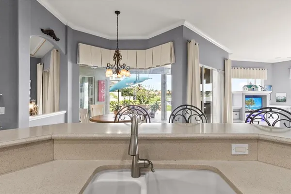 $675,000 | 7020 74th St Circle East, Bradenton, FL 34203