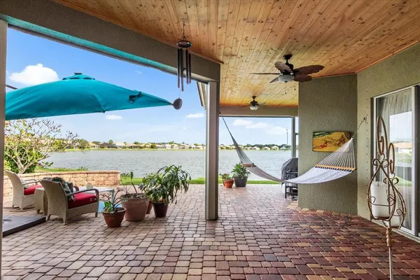 $675,000 | 7020 74th St Circle East, Bradenton, FL 34203