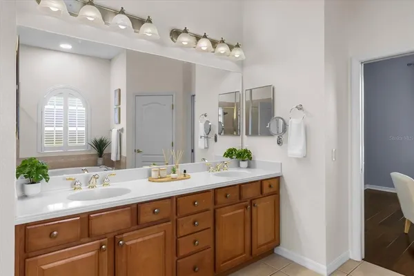 $675,000 | 7020 74th St Circle East, Bradenton, FL 34203