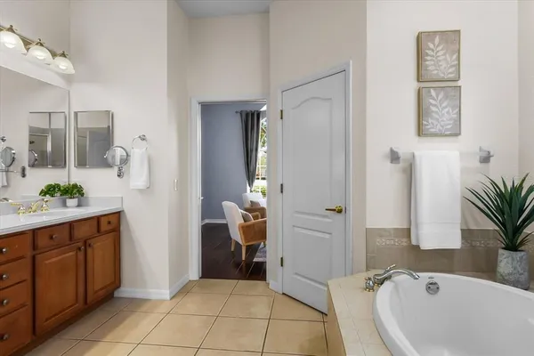 $675,000 | 7020 74th St Circle East, Bradenton, FL 34203