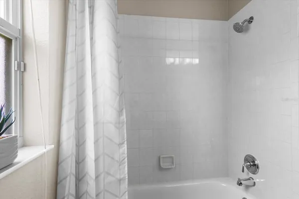 $675,000 | 7020 74th St Circle East, Bradenton, FL 34203