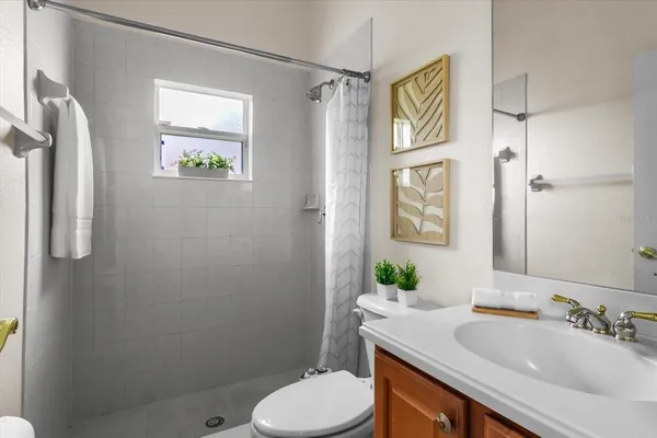 $675,000 | 7020 74th St Circle East, Bradenton, FL 34203