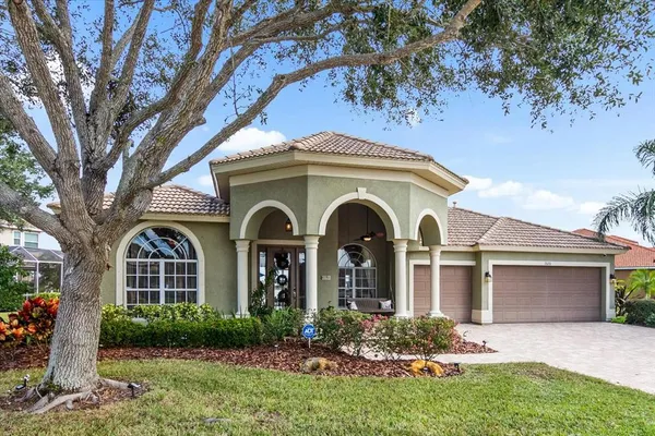 $675,000 | 7020 74th St Circle East, Bradenton, FL 34203