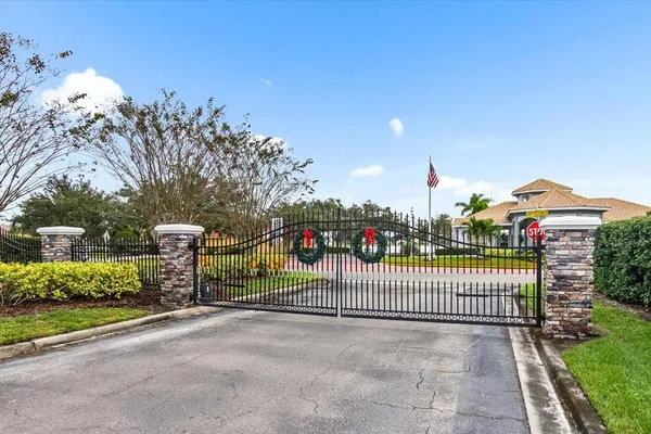 $675,000 | 7020 74th St Circle East, Bradenton, FL 34203