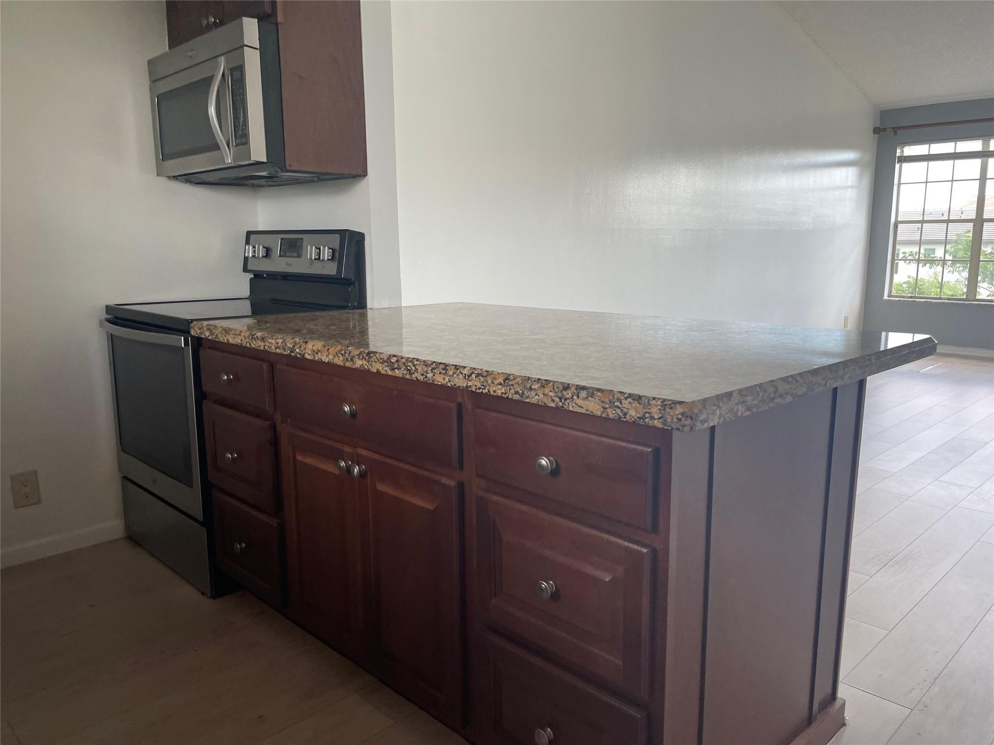 6324 La Costa Drive, Unit K Boca Raton, FL 33433 - Photo 2 of 26 Photo 2