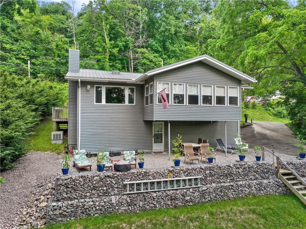 416 Lake Side Road Addison, PA 15411 - Photo 4 of 18