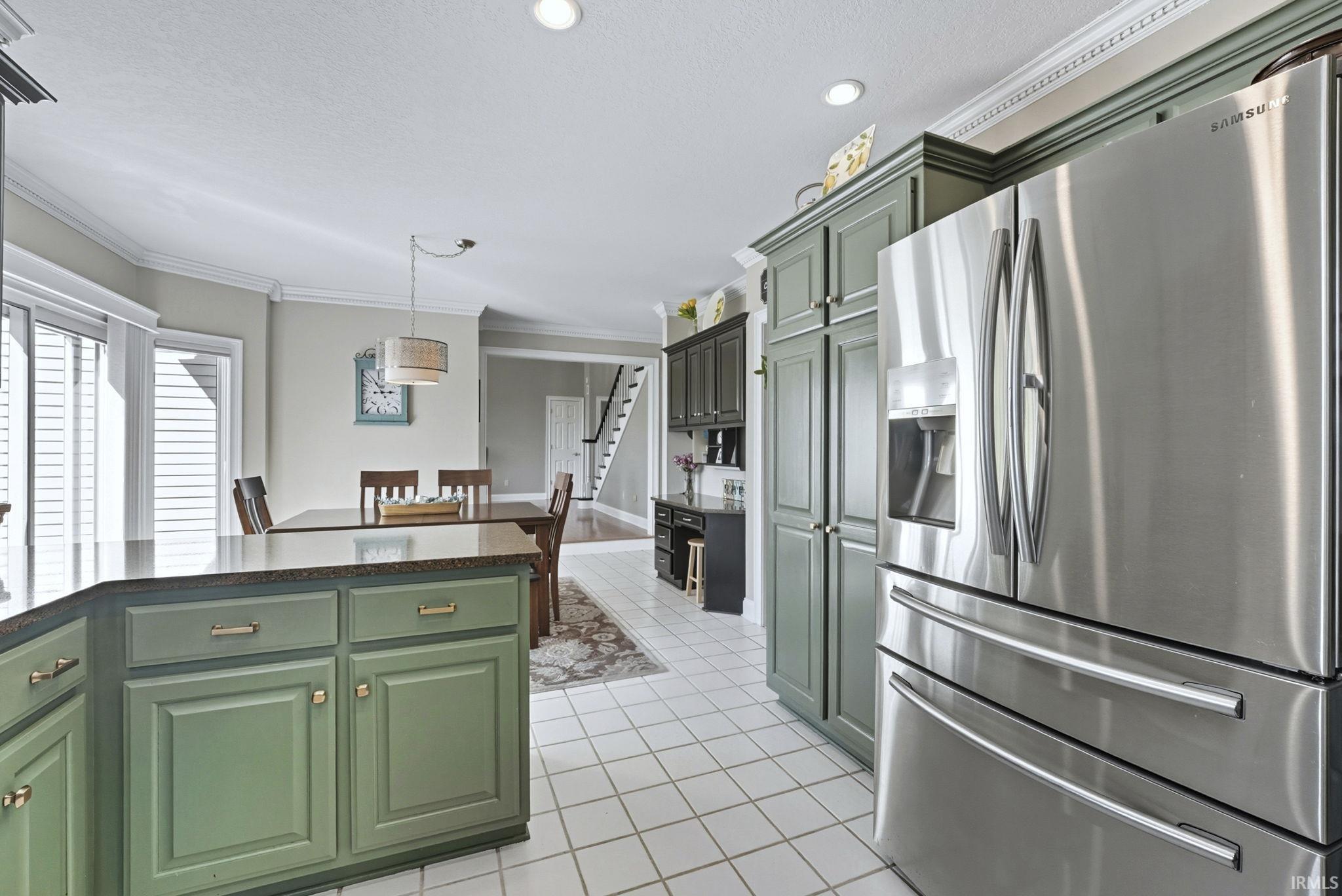 303 Hunters Ridge Auburn, IN 46706 - Photo 8 of 35