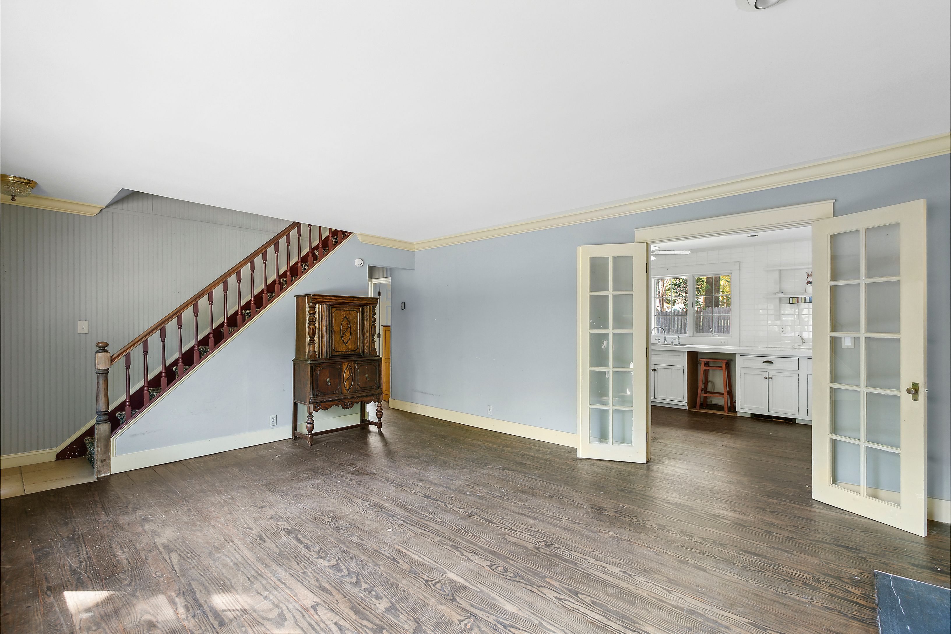 190 Kings Point Road East Hampton, NY 11937 - Photo 3 of 18 Gallery Image 3
