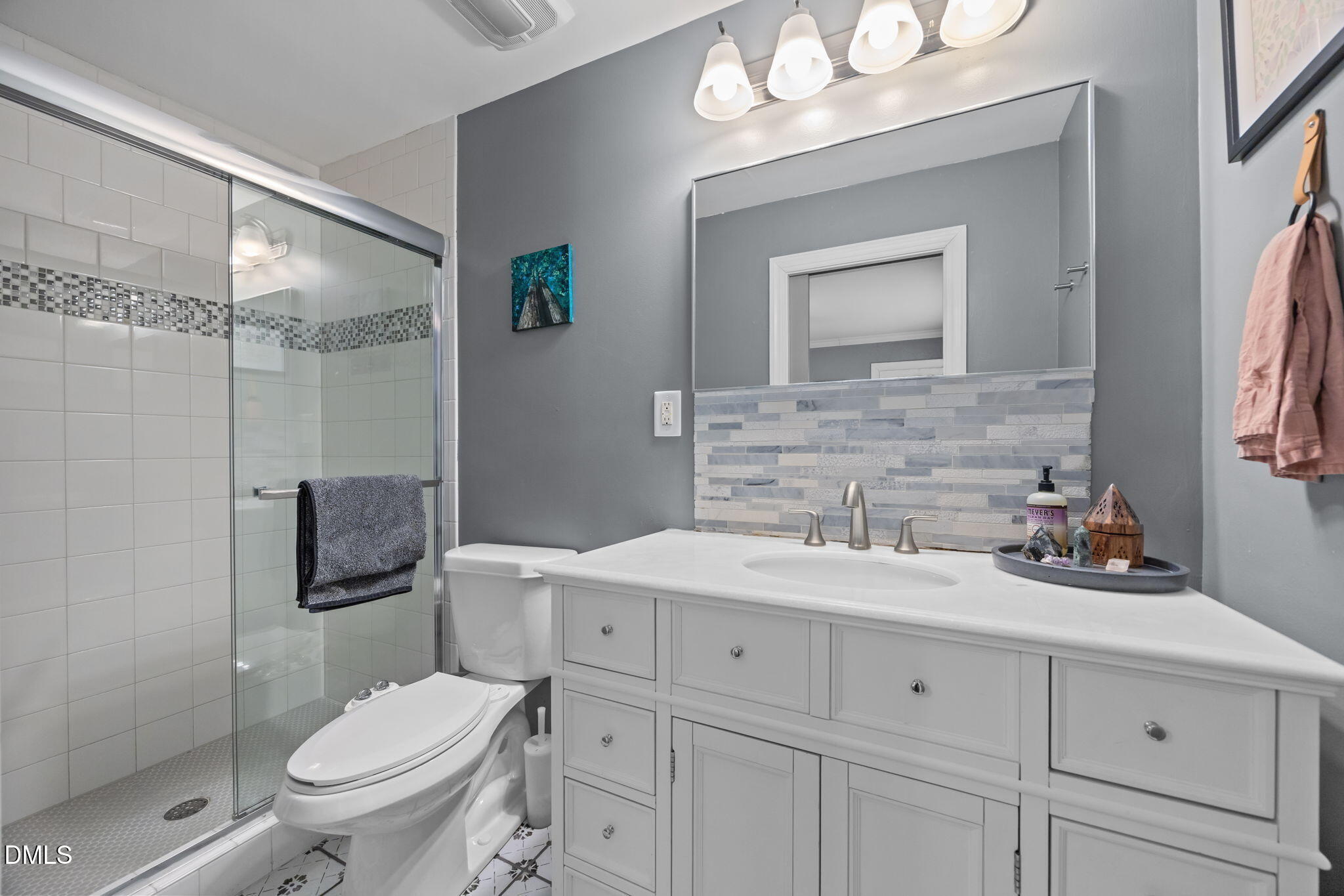 814 Postell Street Raleigh, NC 27601 - Photo 16 of 30 27-web-or-mls-IMG_6050