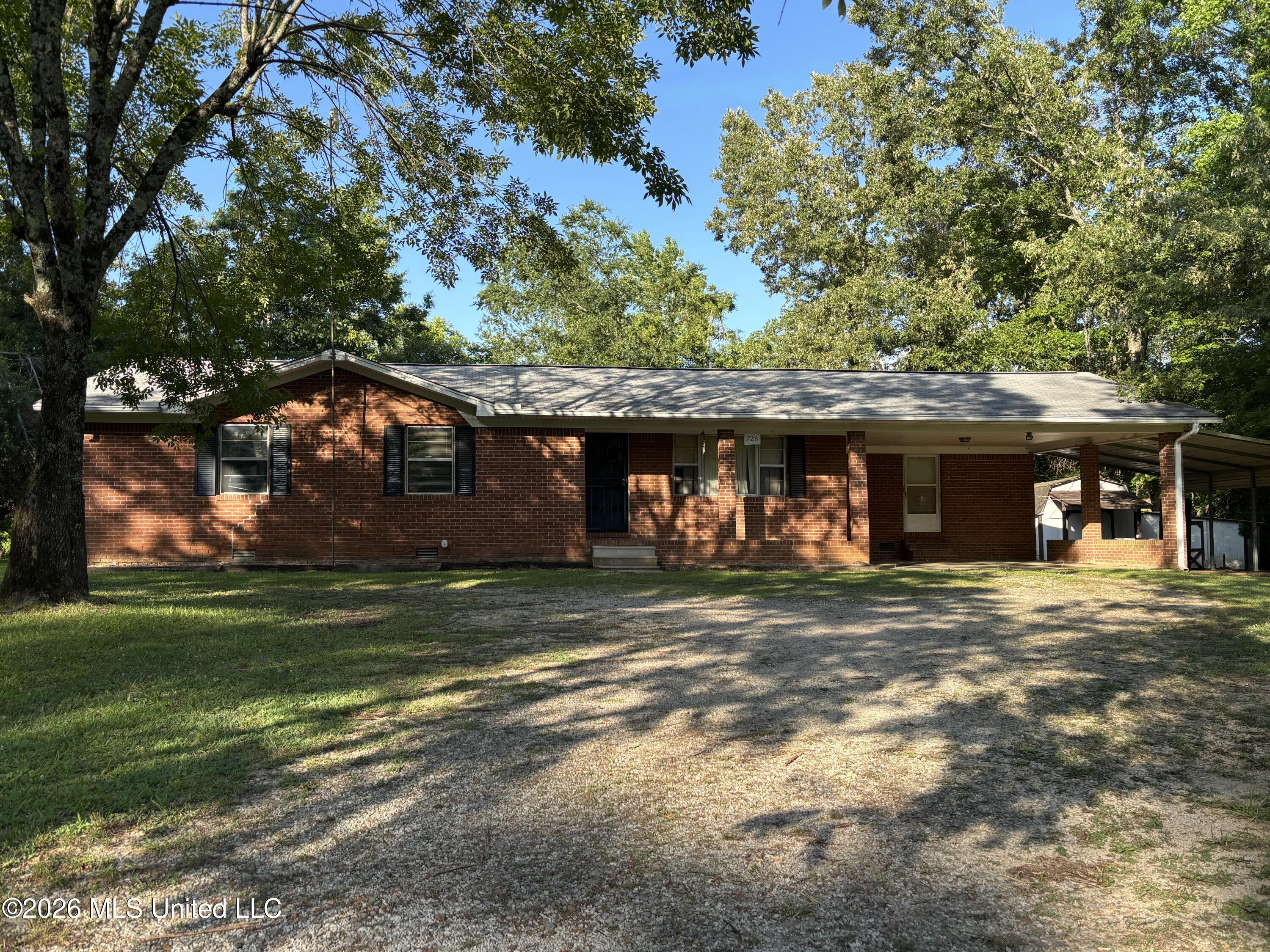 726 West Cooper Street Ripley, MS 38663 - Photo 1 of 17 IMG_0431