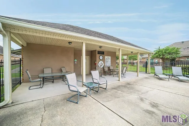 $215,000 | 11516 Cottageview Lane, Baton Rouge, LA 70816