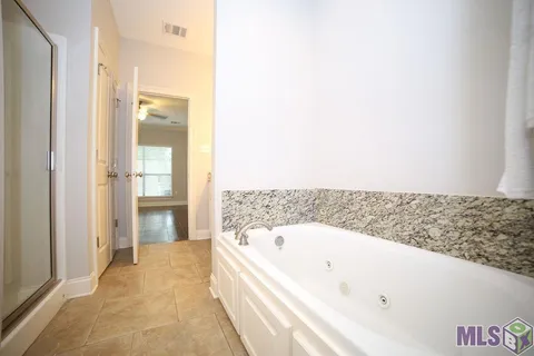 $215,000 | 11516 Cottageview Lane, Baton Rouge, LA 70816