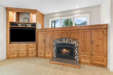 $1,995,000 | 710 Shadyview Lane North, Plymouth, MN 55447