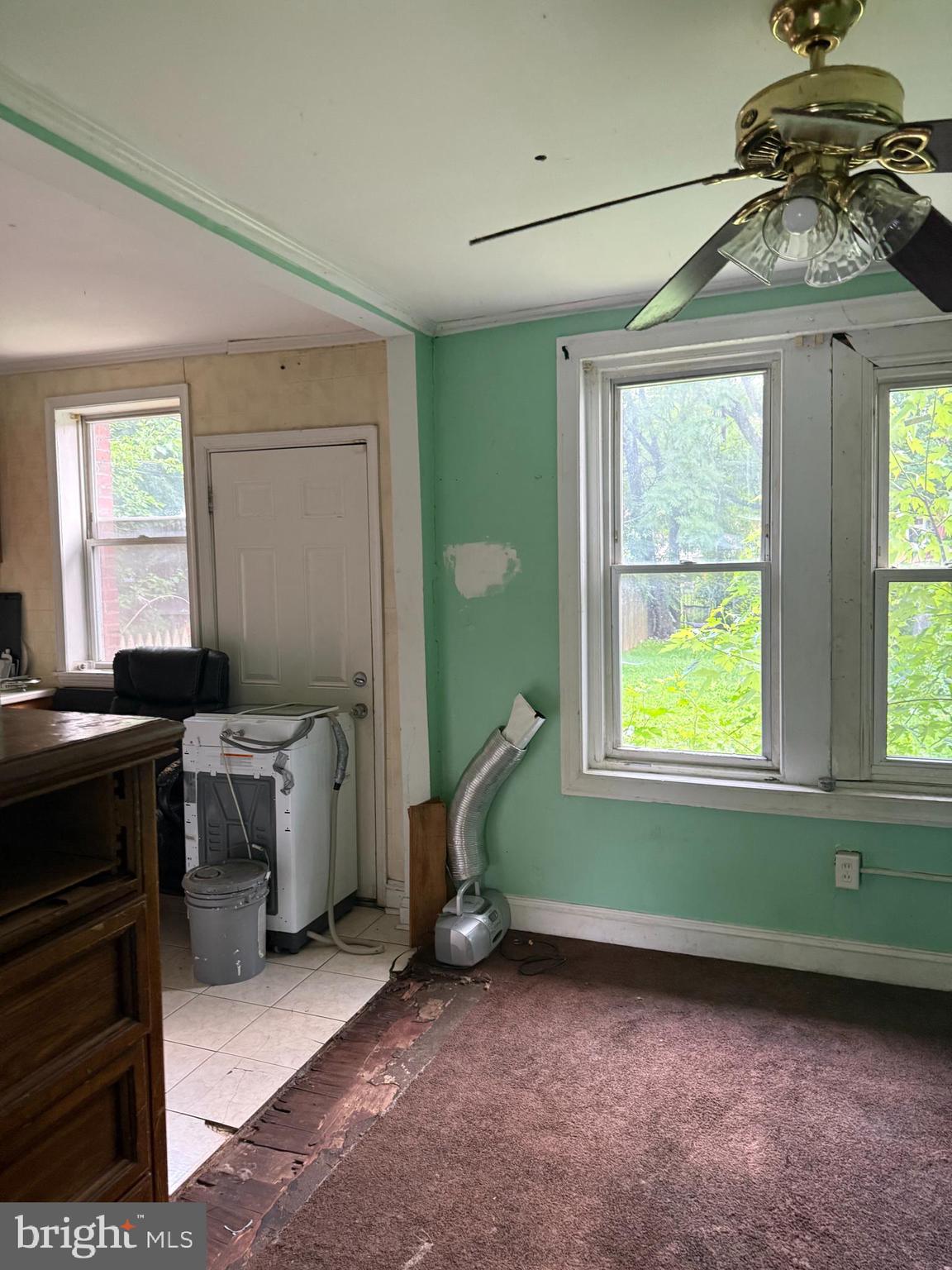 13 Walnut Street Marcus Hook, PA 19061 - Photo 3 of 13