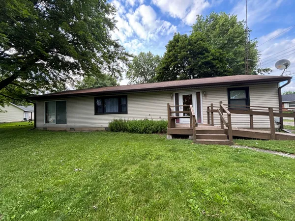$199,900 | 11231 Fairview Lane, Lakeview, OH 43331