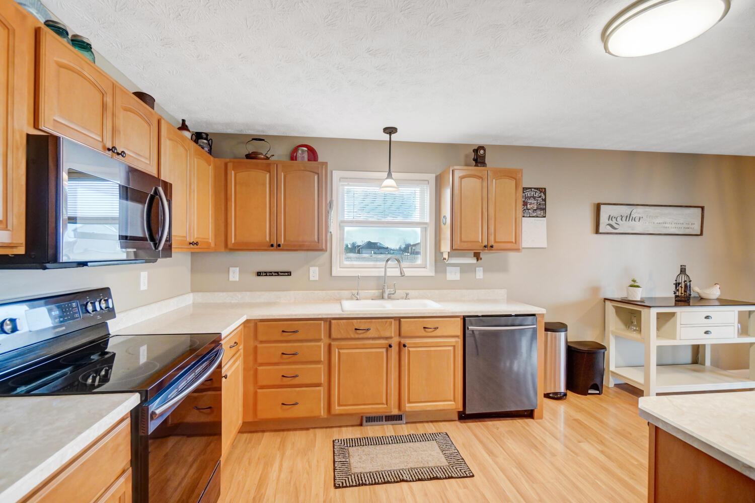 24585 Lunda Road Raymond, OH 43067 - Photo 42 of 61 50045645-026_web