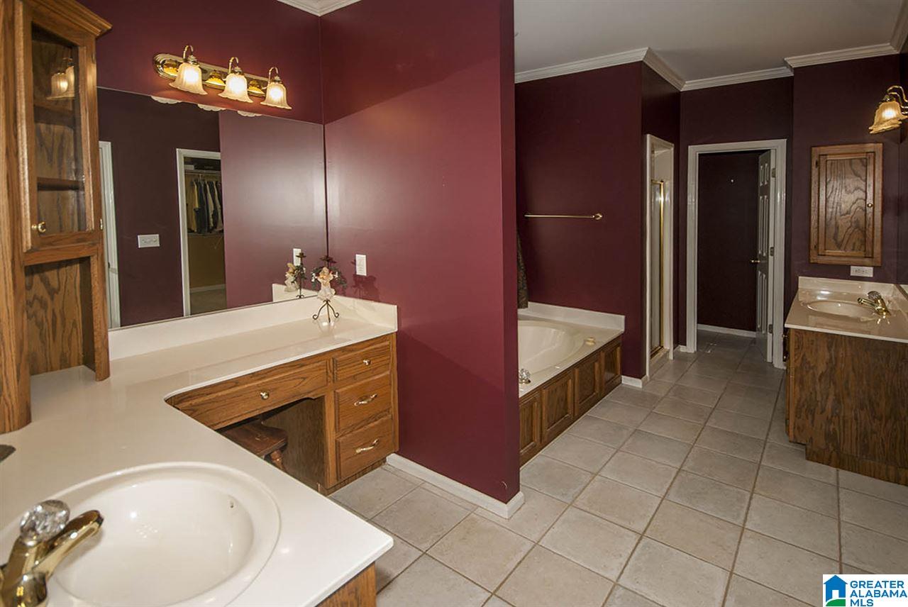901 Hidden Ridge Chelsea, AL 35043 - Photo 17 of 34 Gallery Image 17