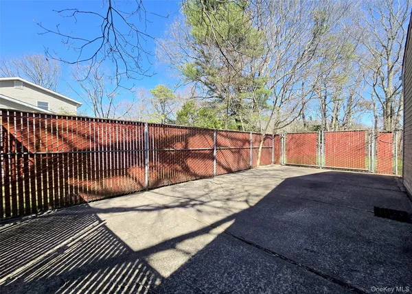 $549,000 | 7 Clair Avenue, Holbrook, NY 11741