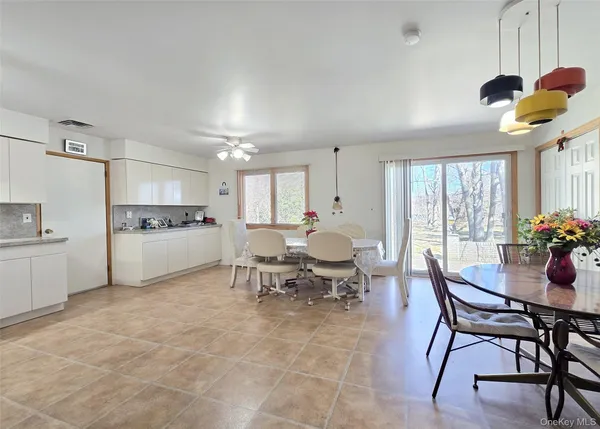 $549,000 | 7 Clair Avenue, Holbrook, NY 11741