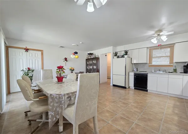 $549,000 | 7 Clair Avenue, Holbrook, NY 11741