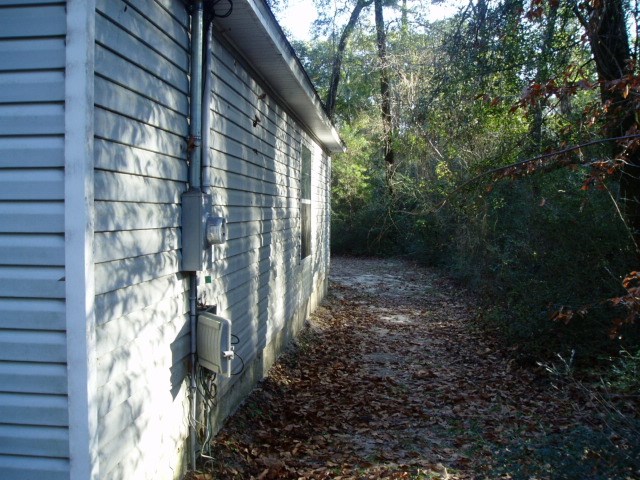 187 Rochelsie Road Crawfordville, FL 32327 - Photo 3 of 4 Gallery Image 3