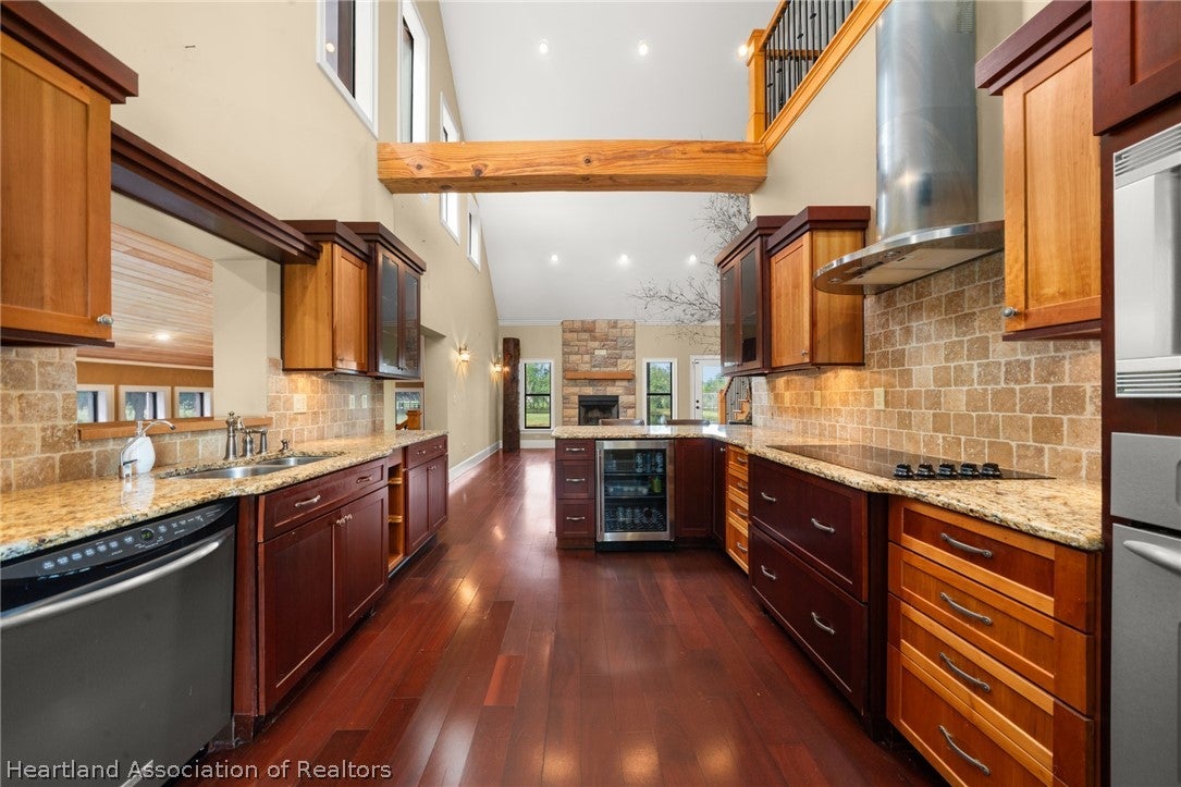 301 Ruffians Way Sebring, FL 33875 - Photo 8 of 36 Gallery Image 8