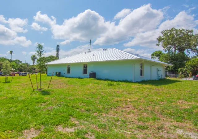 a house view with a garden space