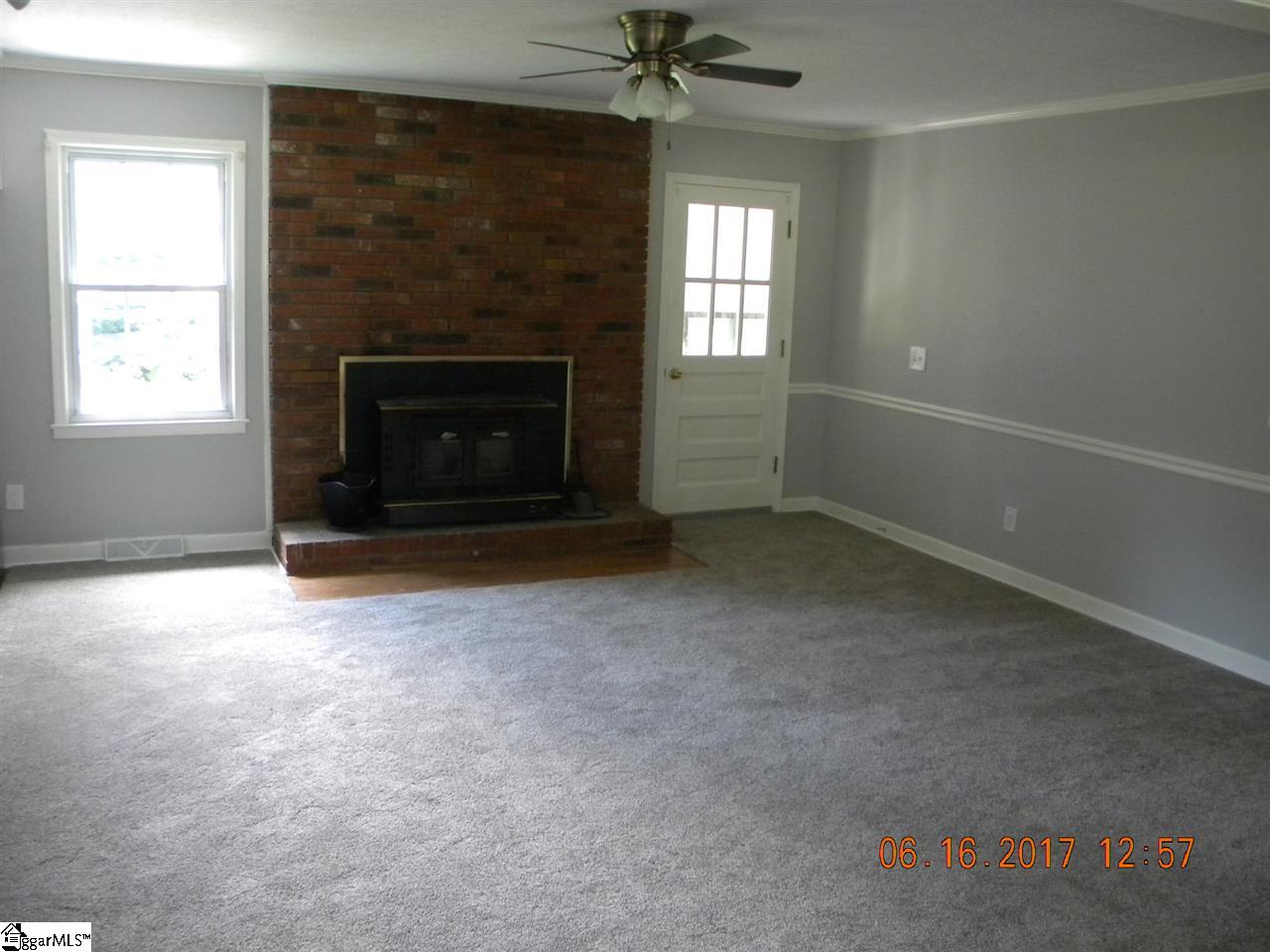 134 State Rd S-4-107 Easley, SC 29642 - Photo 5 of 14