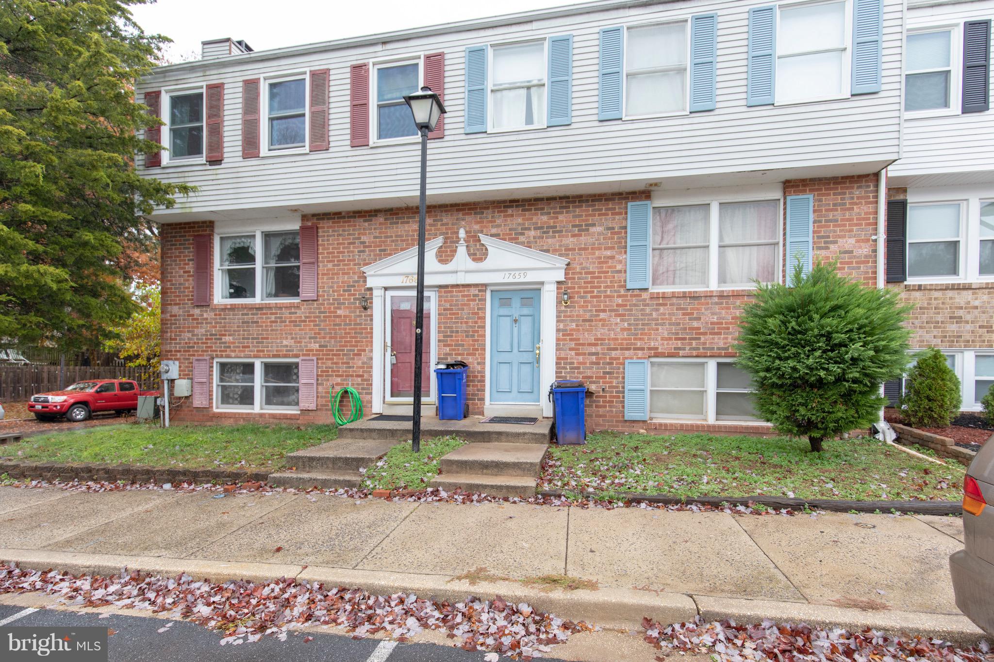 17661 Kohlhoss Road Poolesville, MD 20837 - Photo 1 of 23 Front