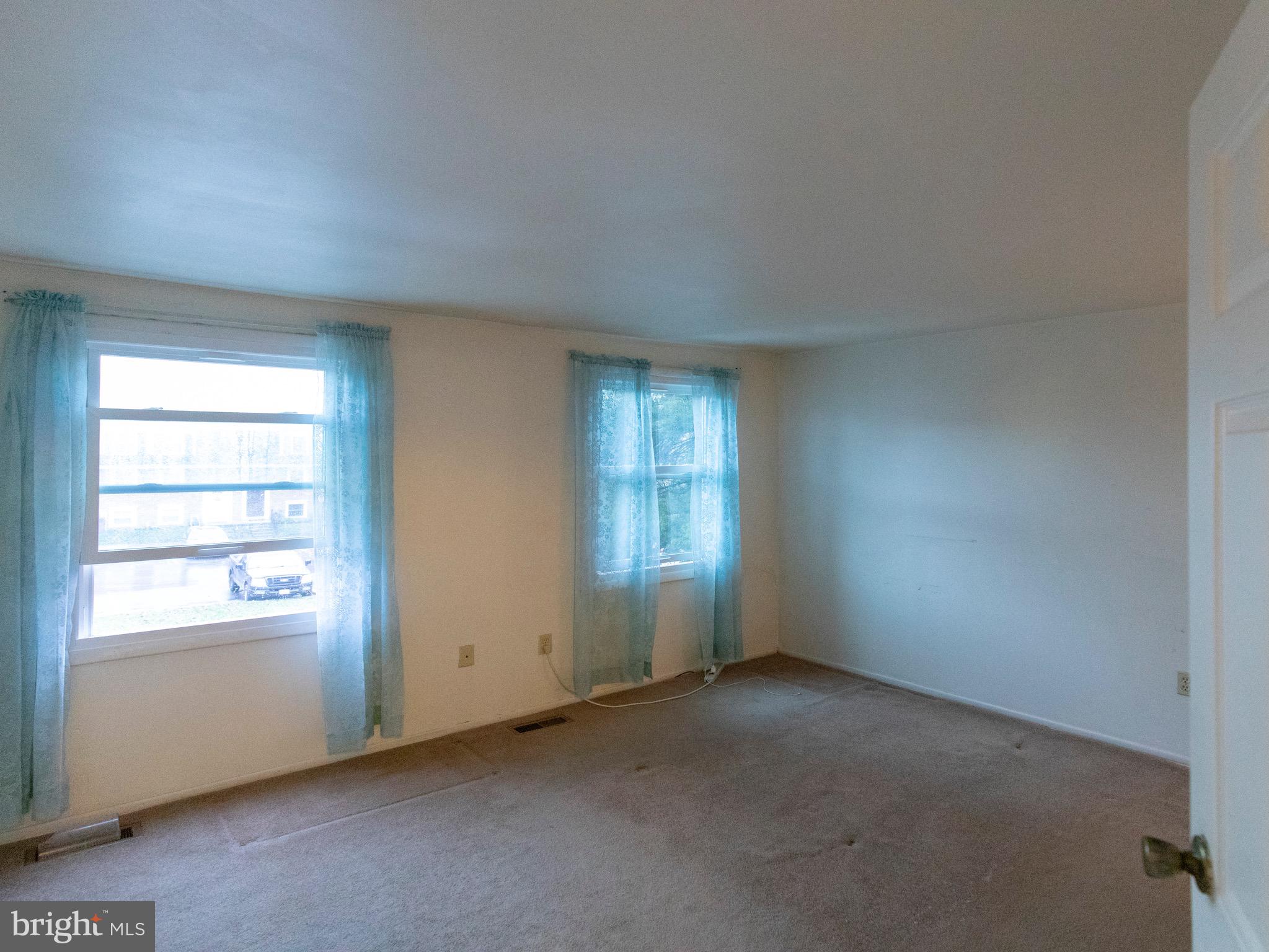 17661 Kohlhoss Road Poolesville, MD 20837 - Photo 12 of 23 Master Bedroom