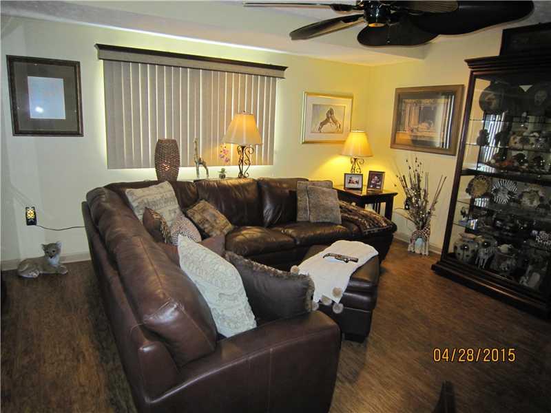 534 McClellandtown Road Uniontown, PA 15401 - Photo 6 of 18 Living Room.