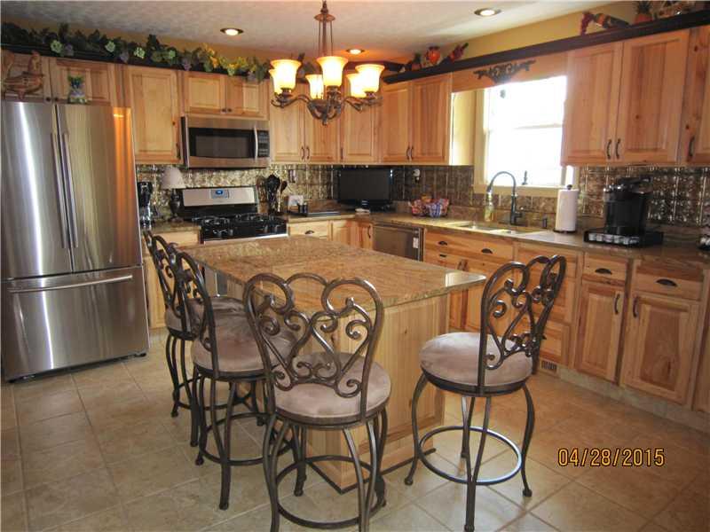534 McClellandtown Road Uniontown, PA 15401 - Photo 7 of 18 Kitchen.