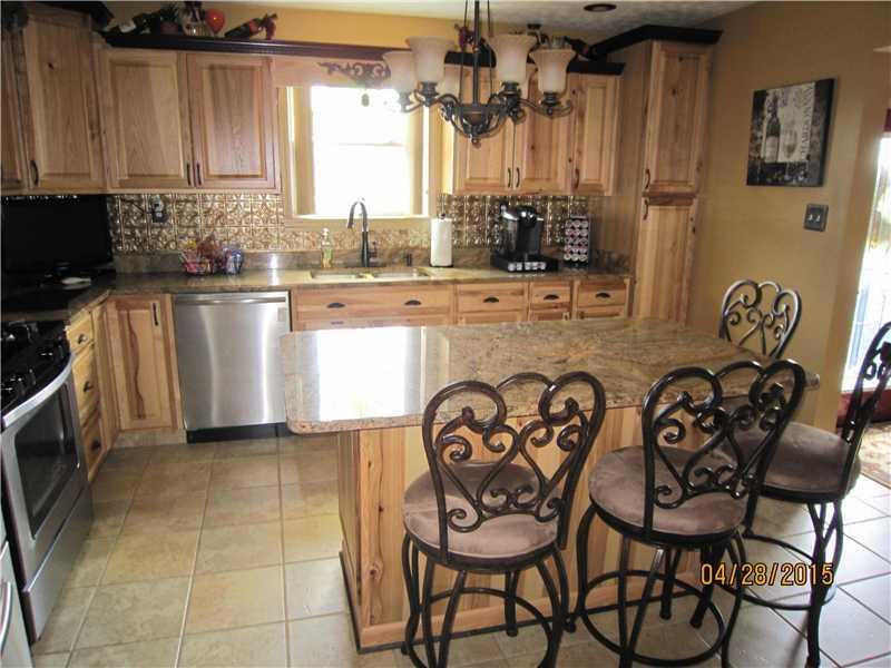 534 McClellandtown Road Uniontown, PA 15401 - Photo 9 of 18 Kitchen.
