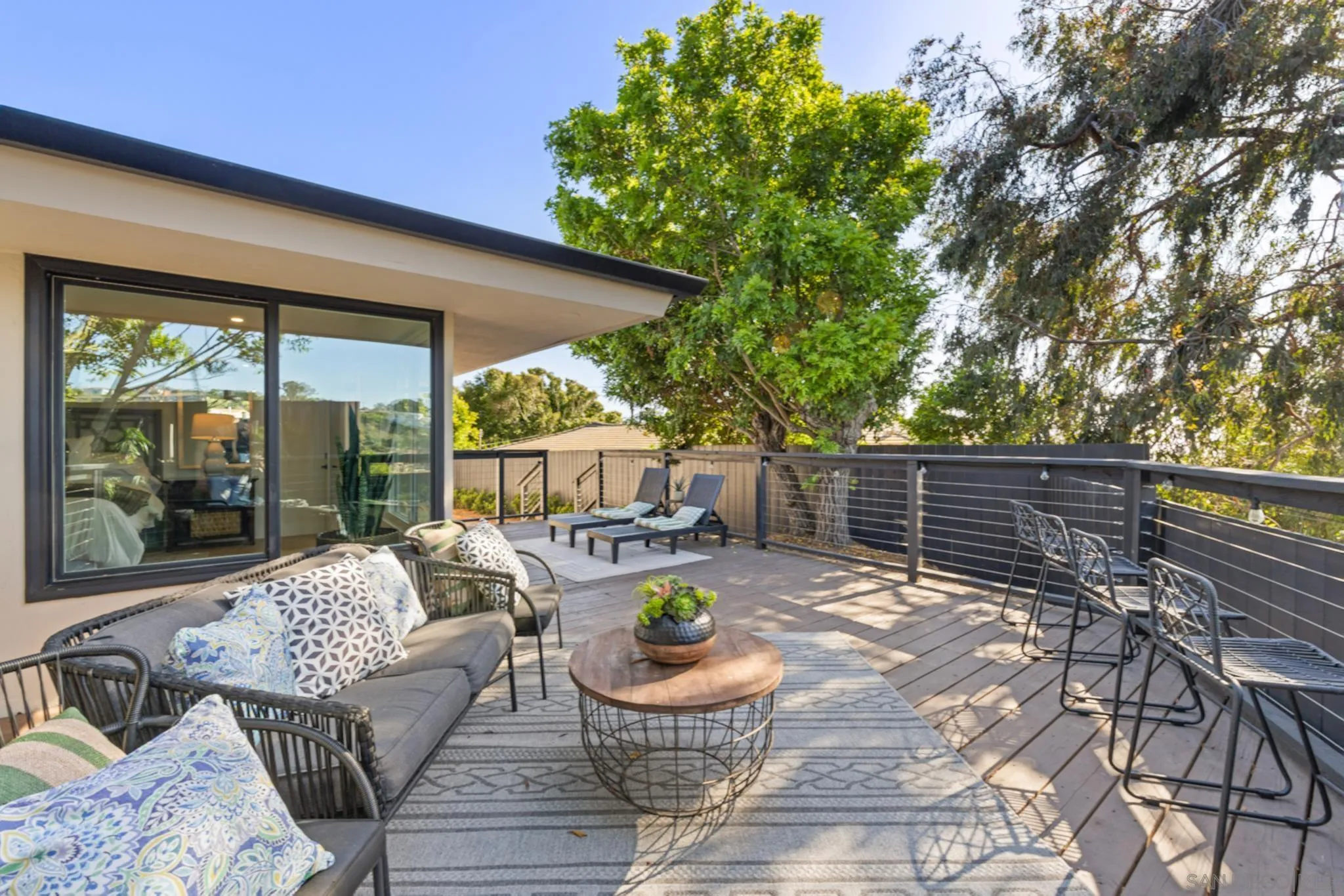 896 La Jolla Rancho Road La Jolla, CA 92037 - Photo 46 of 54 a house view with a seating space