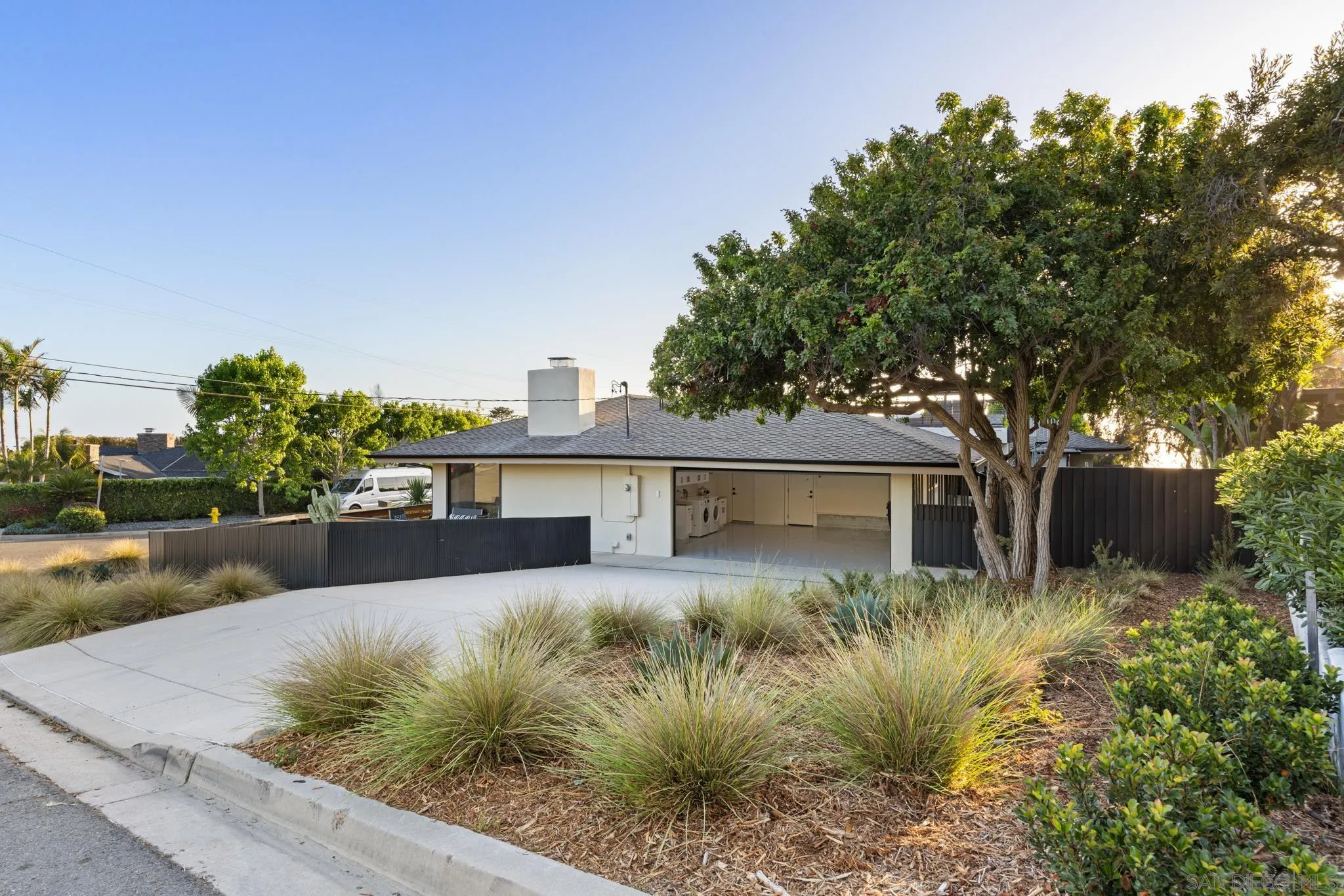 896 La Jolla Rancho Road La Jolla, CA 92037 - Photo 50 of 54