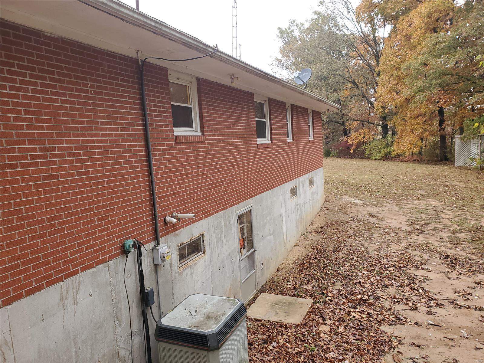 4051 State Rte 150 Chester, IL 62233 - Photo 50 of 55