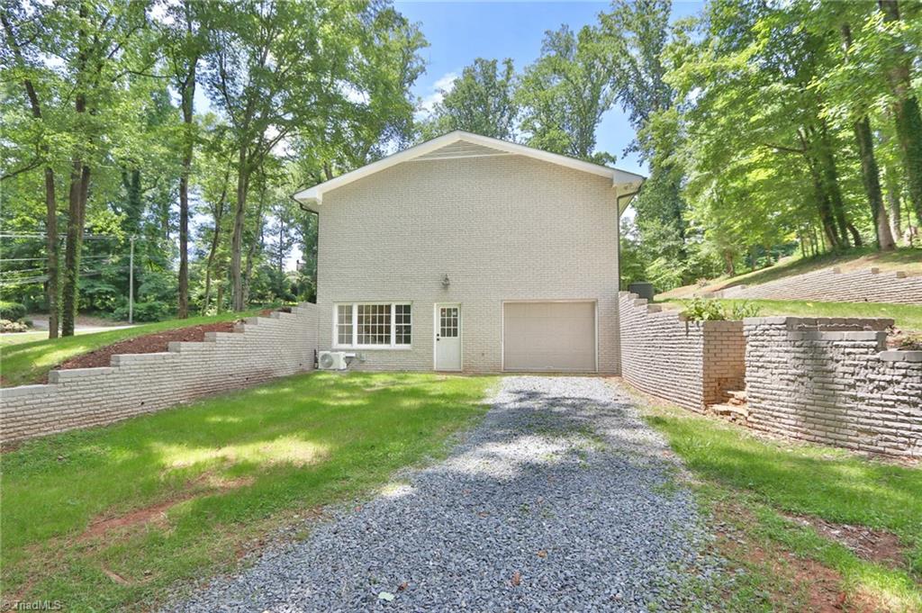 125 Dutchman Creek Road Elkin, NC 28621 - Photo 6 of 45