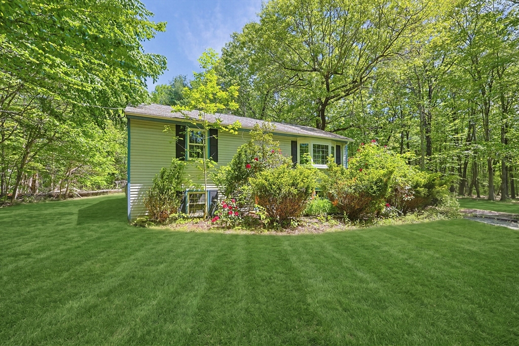 59 Borkum Road Spencer, MA 01562 - Photo 1 of 35 Gallery Image 1