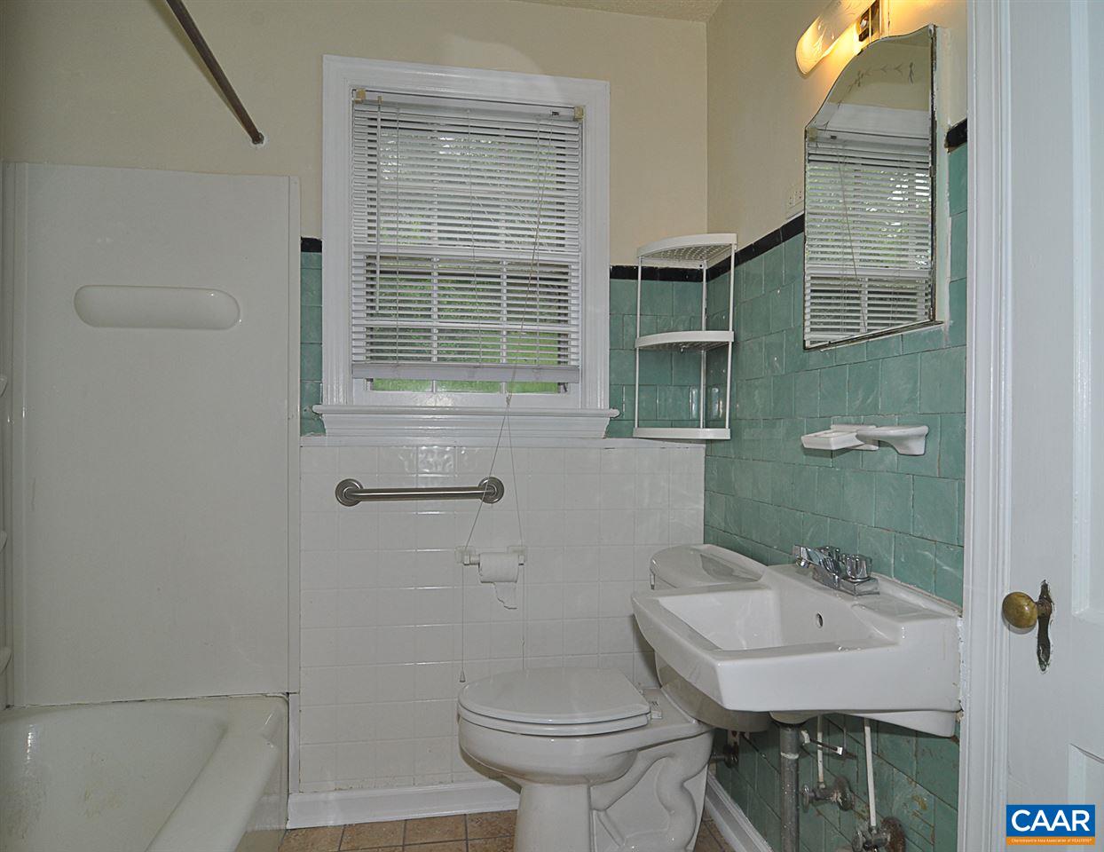 618 McIntire Road Charlottesville, VA 22902 - Photo 13 of 16 Gallery Image 13