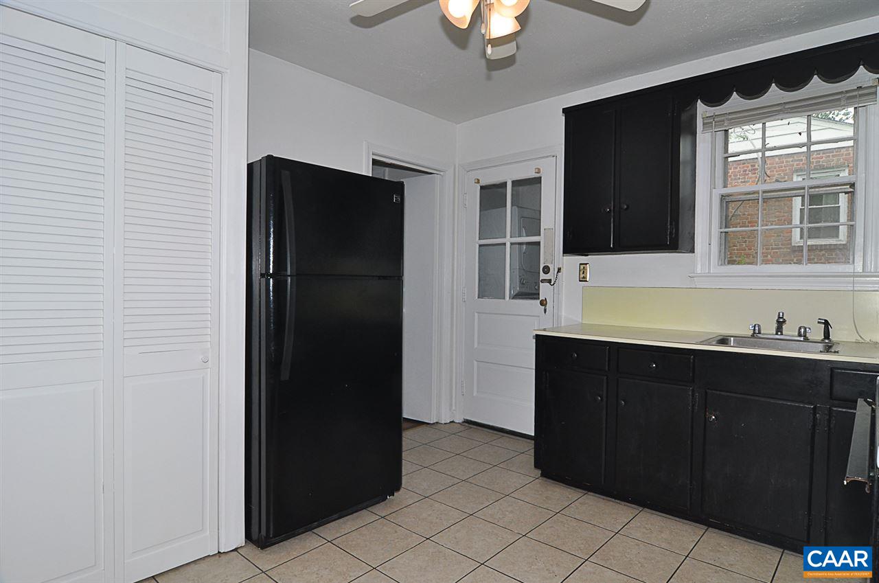 618 McIntire Road Charlottesville, VA 22902 - Photo 8 of 16 Gallery Image 8