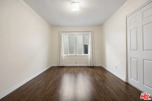 $4,350 | 3807 West 59th Place, Los Angeles, CA 90043