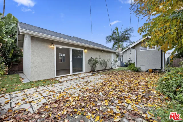 $4,350 | 3807 West 59th Place, Los Angeles, CA 90043