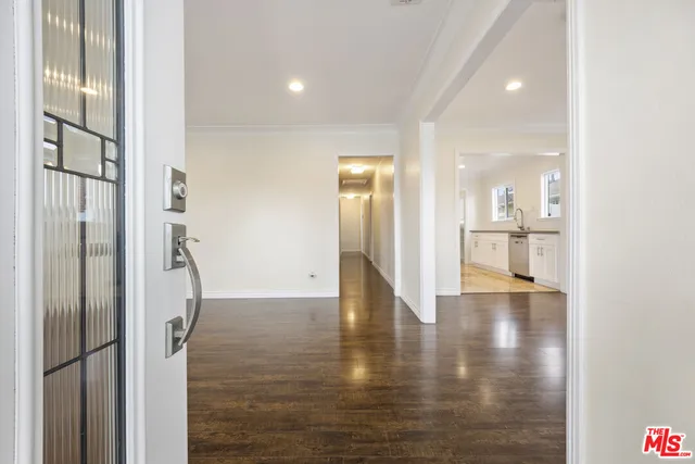 $4,350 | 3807 West 59th Place, Los Angeles, CA 90043