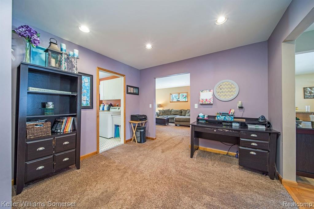 4003 Kent Road Royal Oak, MI 48073 - Photo 16 of 34